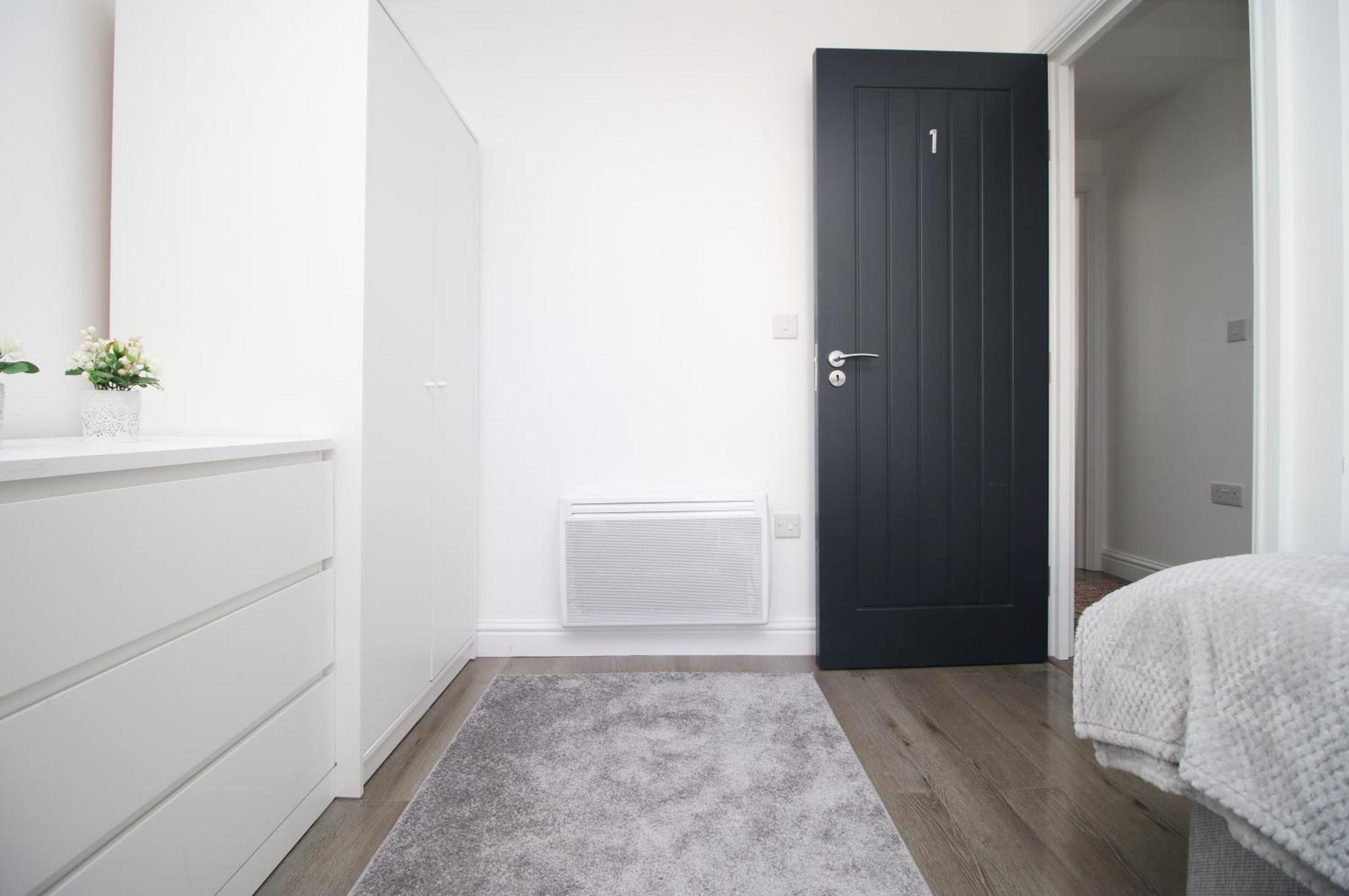 Modern Guesthouse, Fast Wi-Fi, Street Free Parking, Central, Fully Equipped 卡迪夫 外观 照片
